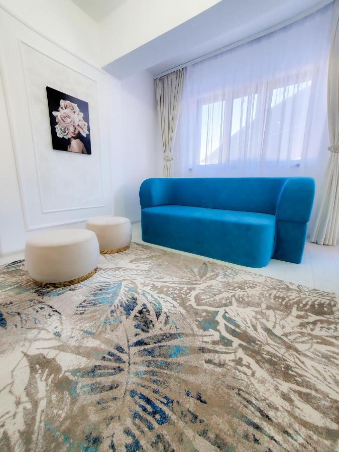 Unique Hotel Apartments Iasi Esterno foto