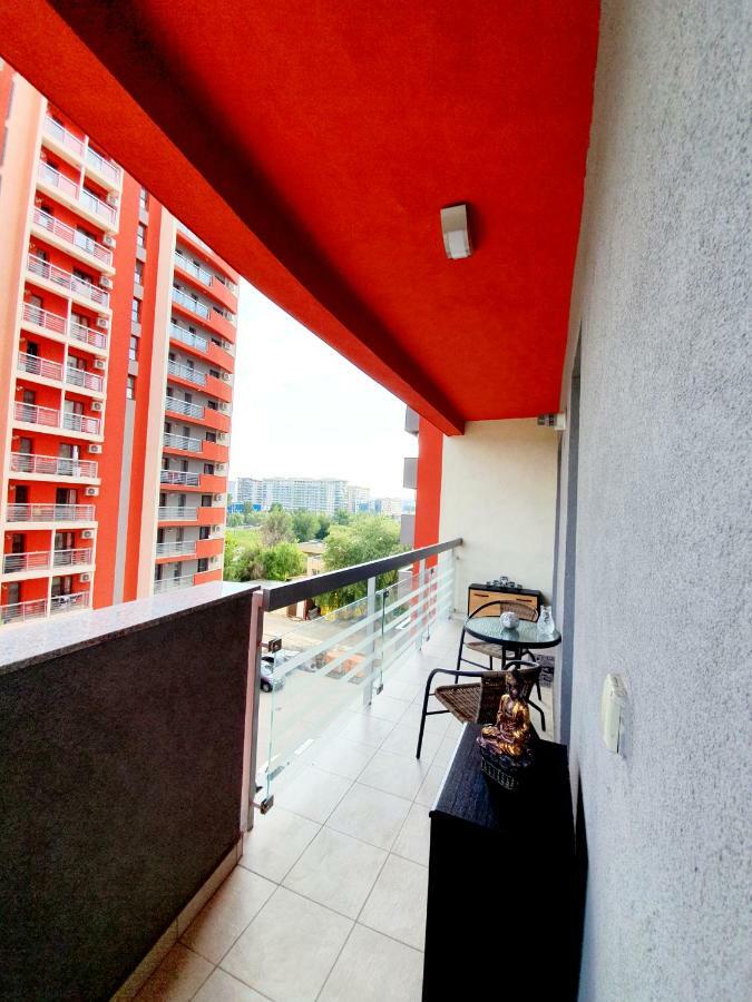 Unique Hotel Apartments Iasi Esterno foto
